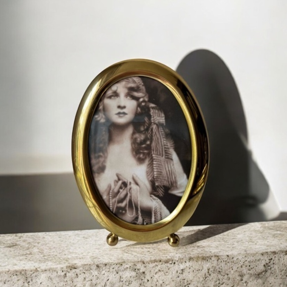 Vintage Gold solid brass  Oval Picture Frame
